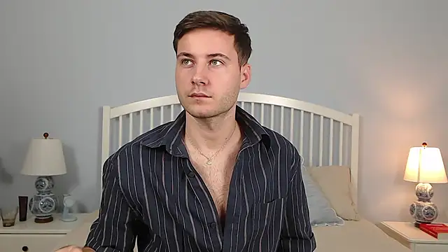 JustinMorrisX online show from October 2, 2025, 2:13 pm