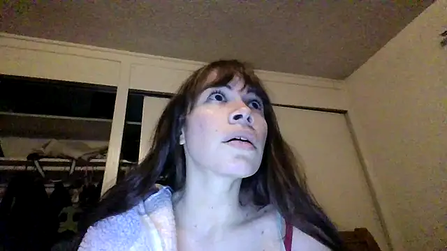 petitedoll29 online show from December 21, 2024, 1:26 am