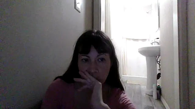 petitedoll29 online show from October 31, 2025, 8:21 pm