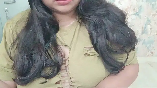 Snapshot of yoursnishaa chatting on November 23, 2025, 2:28 pm yoursnishaa online show from November 23, 2025, 2:28 pm