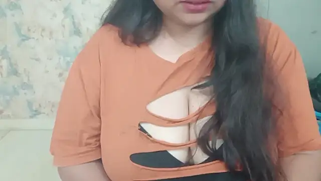 Snapshot of yoursnishaa chatting on February 2, 2026, 10:58 am yoursnishaa online show from February 2, 2026, 10:58 am