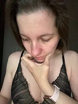 Nicole-Ray online show from April 3, 2026, 5:49 am