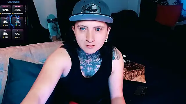 Marieblueeyes online show from September 24, 2025, 4:32 pm