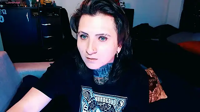 Marieblueeyes online show from September 30, 2025, 1:10 am