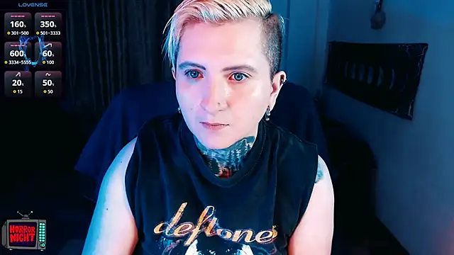 Marieblueeyes online show from December 18, 2025, 12:27 am