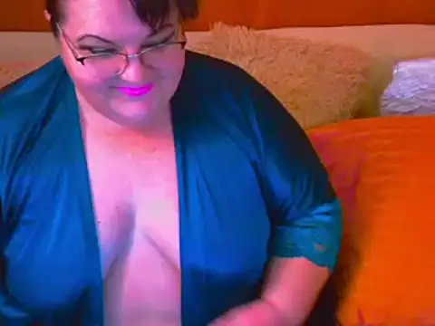 SinlessHeavy online show from February 26, 2025, 10:53 pm