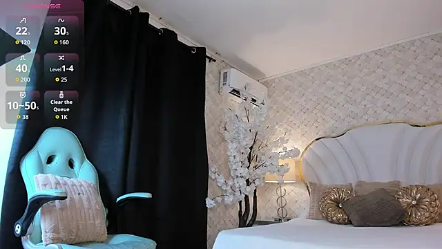 KatalinaMillan online show from October 21, 2025, 4:13 am