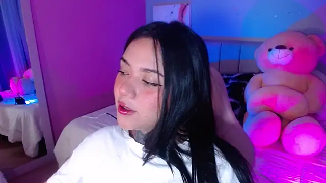 kim blake online show from December 14, 2024, 10:56 am