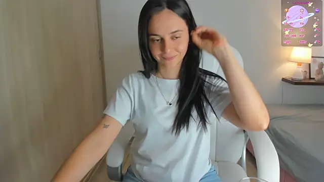 Snapshot of lucia_s1 chatting on January 24, 2025, 8:54 pm lucia s1 online show from January 24, 2025, 8:54 pm