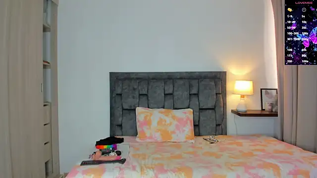 Snapshot of lucia_s1 chatting on February 19, 2025, 2:34 pm lucia s1 online show from February 19, 2025, 2:34 pm