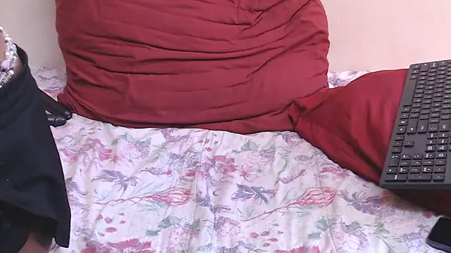 hottychubbygirl online show from December 10, 2024, 9:01 am