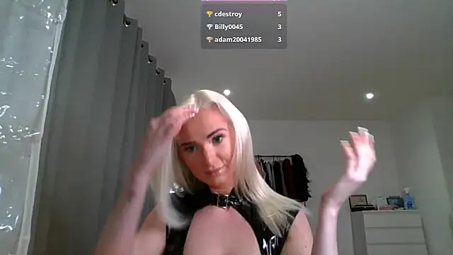 chelseablonde online show from February 12, 2025, 10:37 pm