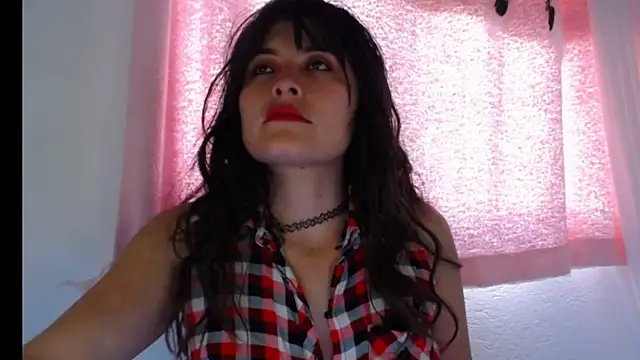 Alexandrasaenz online show from October 22, 2025, 9:36 pm