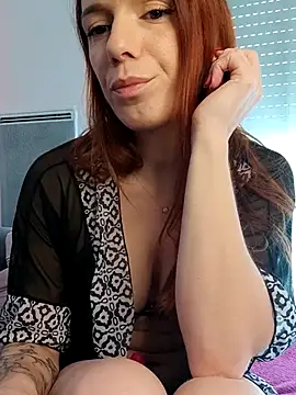 clara-francaise online show from November 26, 2025, 2:40 pm