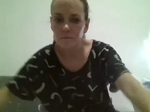 Snapshot of Annylove1 chatting on February 12, 2025, 12:16 am Annylove1 online show from February 12, 2025, 12:16 am