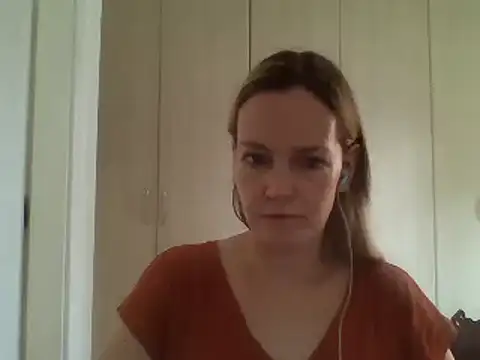 Snapshot of Annylove1 chatting on February 20, 2025, 10:48 am Annylove1 online show from February 20, 2025, 10:48 am