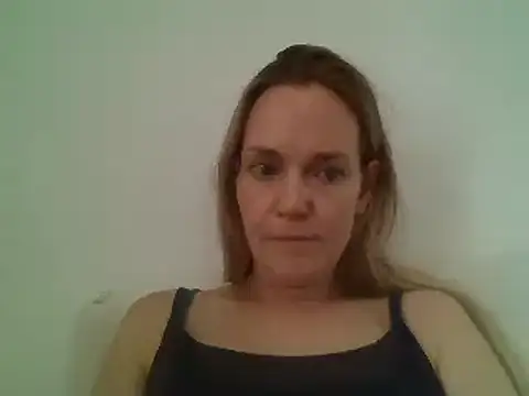 Snapshot of Annylove1 chatting on March 3, 2025, 6:12 pm Annylove1 online show from March 3, 2025, 6:12 pm