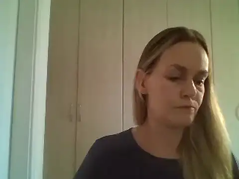 Snapshot of Annylove1 chatting on March 7, 2025, 10:45 am Annylove1 online show from March 7, 2025, 10:45 am