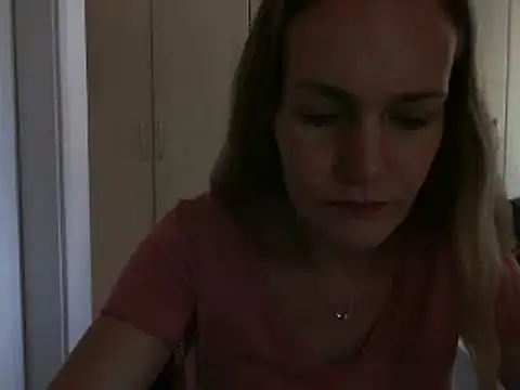 Snapshot of Annylove1 chatting on March 10, 2025, 4:57 pm Annylove1 online show from March 10, 2025, 4:57 pm