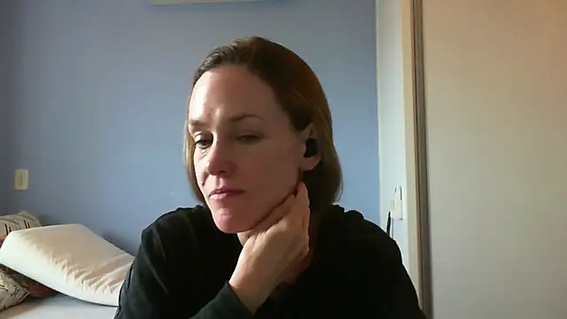 Snapshot of Annylove1 chatting on September 16, 2025, 3:46 pm Annylove1 online show from September 16, 2025, 3:46 pm