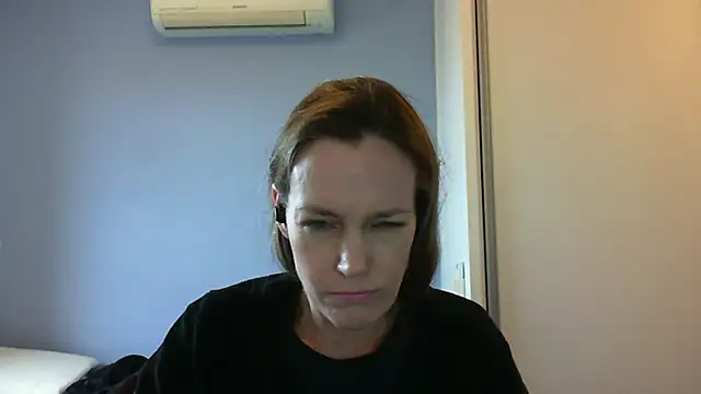 Snapshot of Annylove1 chatting on September 17, 2025, 10:50 am Annylove1 online show from September 17, 2025, 10:50 am