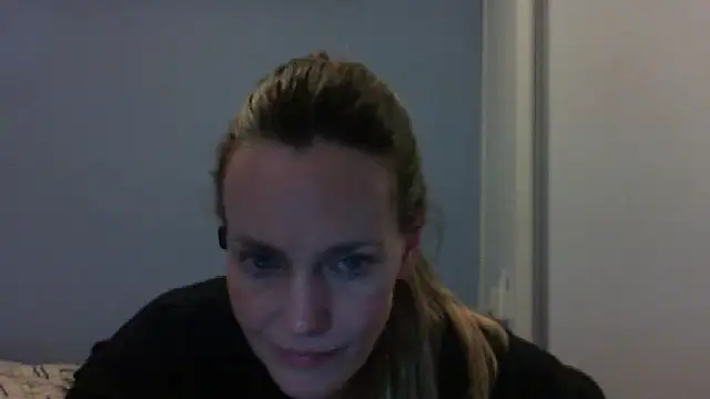 Snapshot of Annylove1 chatting on September 25, 2025, 10:57 pm Annylove1 online show from September 25, 2025, 10:57 pm