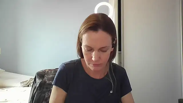 Annylove1 online show from November 27, 2025, 3:36 pm