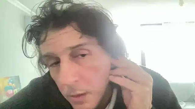 ALPHANDRE online show from February 10, 2025, 2:59 pm