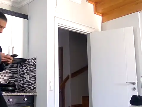 Snapshot of ALPHANDRE chatting on March 13, 2026, 7:48 am ALPHANDRE online show from March 13, 2026, 7:48 am