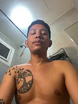 Snapshot of xlovercum chatting on February 12, 2026, 2:01 pm xlovercum online show from February 12, 2026, 2:01 pm