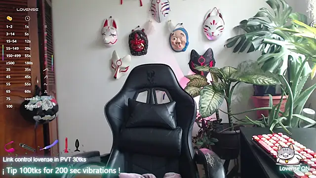 cat salo online show from September 19, 2025, 12:28 pm