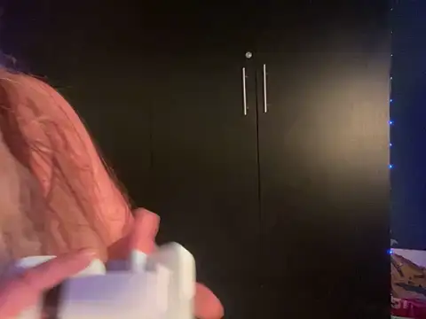 Im sophiie online show from January 5, 2025, 9:15 am