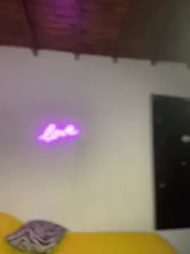 Im sophiie online show from March 19, 2025, 7:29 am