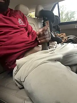 SlxmXBlxck online show from October 28, 2025, 8:44 pm