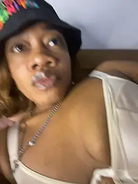  yisela  online show from January 12, 2026, 1:00 am