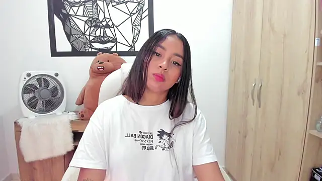 Snapshot of Ciara8 chatting on July 8, 2026, 6:34 pm Ciara8 online show from July 8, 2026, 6:34 pm