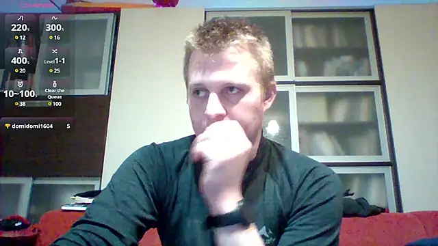 Snapshot of Matttthees chatting on December 31, 2024, 1:04 am Matttthees online show from December 31, 2024, 1:04 am