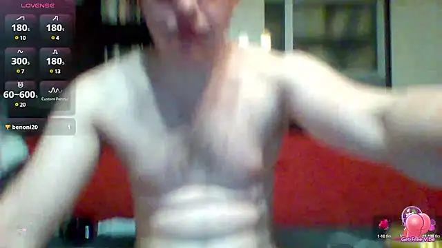 Snapshot of Matttthees chatting on January 2, 2025, 10:11 pm Matttthees online show from January 2, 2025, 10:11 pm