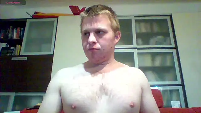 Snapshot of Matttthees chatting on January 11, 2025, 5:18 pm Matttthees online show from January 11, 2025, 5:18 pm