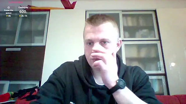 Snapshot of Matttthees chatting on January 25, 2025, 10:29 am Matttthees online show from January 25, 2025, 10:29 am