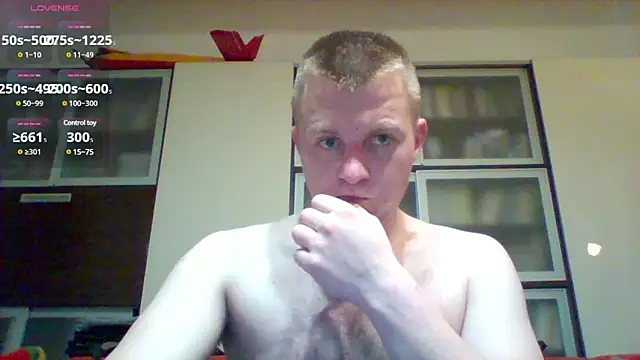 Snapshot of Matttthees chatting on January 25, 2025, 9:04 pm Matttthees online show from January 25, 2025, 9:04 pm