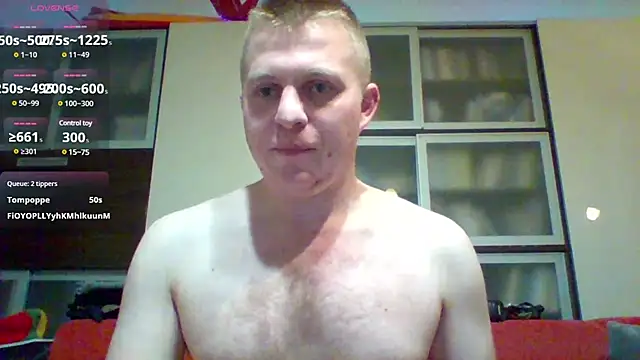 Snapshot of Matttthees chatting on January 26, 2025, 12:05 am Matttthees online show from January 26, 2025, 12:05 am