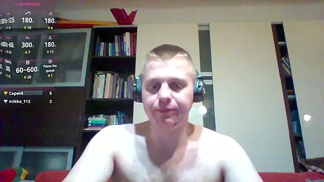 Snapshot of Matttthees chatting on January 27, 2025, 4:41 am Matttthees online show from January 27, 2025, 4:41 am