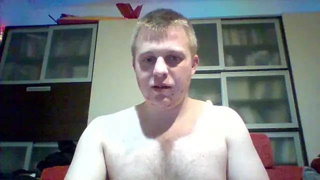 Snapshot of Matttthees chatting on February 19, 2025, 11:04 pm Matttthees online show from February 19, 2025, 11:04 pm