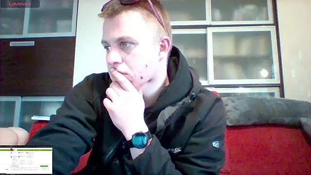 Snapshot of Matttthees chatting on February 23, 2025, 9:44 am Matttthees online show from February 23, 2025, 9:44 am