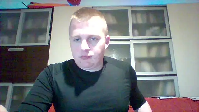 Snapshot of Matttthees chatting on March 18, 2025, 4:04 am Matttthees online show from March 18, 2025, 4:04 am