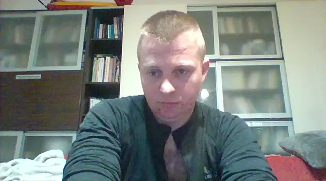 Snapshot of Matttthees chatting on March 19, 2025, 6:01 pm Matttthees online show from March 19, 2025, 6:01 pm