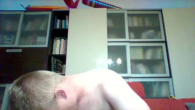 Snapshot of Matttthees chatting on September 11, 2025, 7:14 pm Matttthees online show from September 11, 2025, 7:14 pm