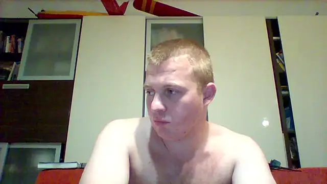 Snapshot of Matttthees chatting on October 17, 2025, 4:26 am Matttthees online show from October 17, 2025, 4:26 am