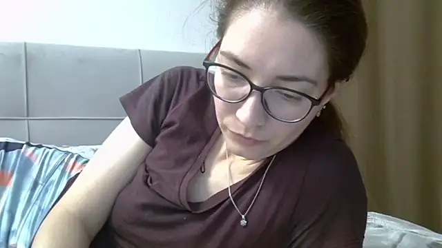 Ashleyspice online show from February 17, 2025, 10:51 am